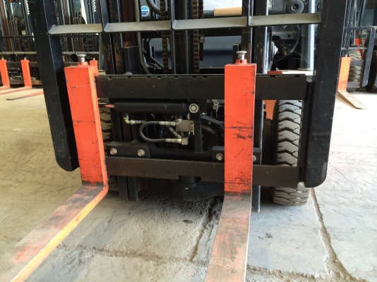 Toyota ฟอร์คลิฟต์ รุ่น 8 เก่านอก 1.5 ตัน Full Option ออร์โต้ แค่ 186 ชม. !