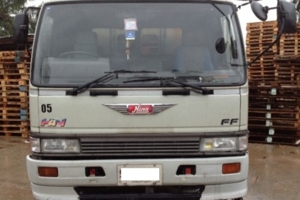 ขาย Hino FF3H 195 แรง พื้นเรียบยาว 6.5 เมตร พร้อมใช้ โทร 088-4501277 ขาย Hino FF3H 195 แรง พื้นเรียบยาว 6.5 เมตร พร้อมใช้ โทร 088-4501277
