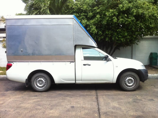 ขายรถกระบะตู้ทึบพร้อมงานรายเดือนด่วน