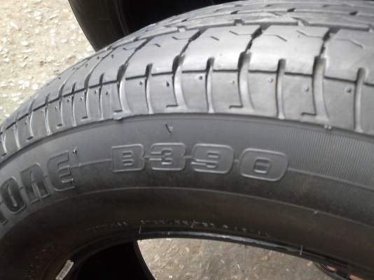 205/65R16 BRIDGE STONE B390 มีชุด 4 เส้น ปี2012 TEL.081-427-3941 205/65R16 BRIDGE STONE B390 มีชุด 4 เส้น ปี2012 TEL.081-427-3941