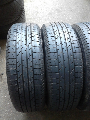 205/65R16 BRIDGE STONE B390  มีชุด 4 เส้น ปี2012  TEL.081-427-3941