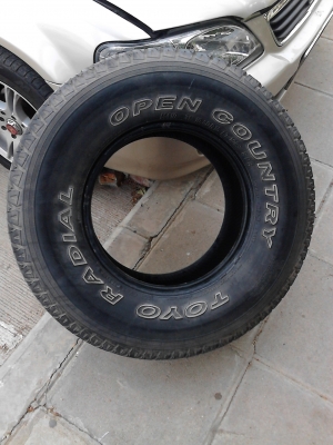 31X10.50R15   TOYO RADIAL OPEN COUNTRY  มี 1 เส้นTEL.081-427-3941