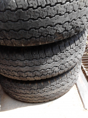 BRIDGE STONE DUELER H/T 689  มีชุด 4 เส้น ปี2010  TEL.081-427-3941