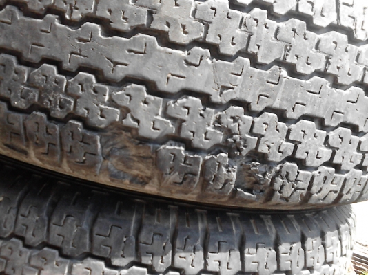 BRIDGE STONE DUELER H/T 689  มีชุด 4 เส้น ปี2010  TEL.081-427-3941