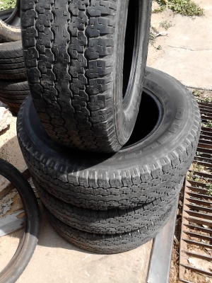 BRIDGE STONE DUELER H/T 689  มีชุด 4 เส้น ปี2010  TEL.081-427-3941