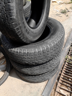 BRIDGE STONE DUELER H/T 689  มีชุด 4 เส้น ปี2010  TEL.081-427-3941