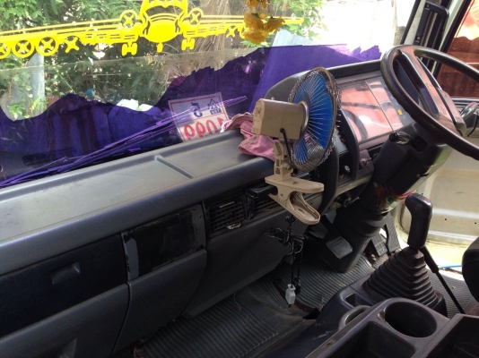 HINO FM3Mเครื่อง240แรงม้า2เพลาดั้ม HINO FM3Mเครื่อง240แรงม้า2เพลาดั้ม