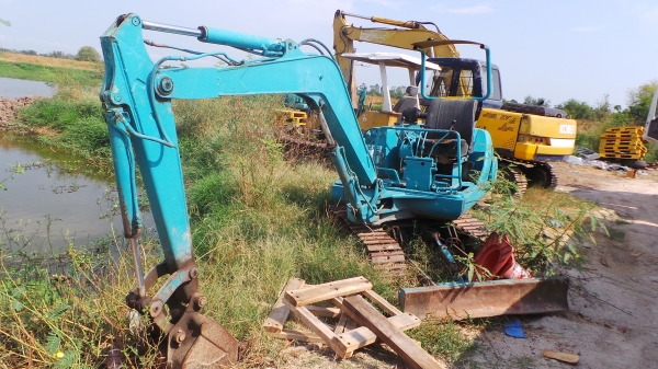 ขายด่ว KOMASSU PC 30-7 เอาไปเลยถูกๆ 199,000 บาท