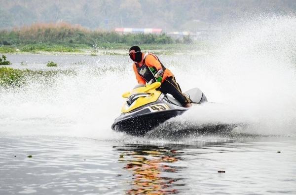 ขายSEADOO RXT215 ปี2007 ราคา285000บาทพร้อมเทรลเลอลากเรือ เรืออยู่จังหวัดสมุทรสงคราม โทร 0818613783 ขายSEADOO RXT215 ปี2007 ราคา285000บาทพร้อมเทรลเลอลากเรือ เรืออยู่จังหวัดสมุทรสงคราม โทร 0818613783