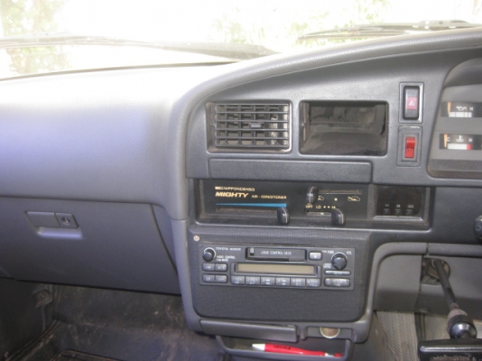 TOYOTA HILUX MIGHTY-X 2.5 STATIONWAGON โฉม wagon Vaon TOYOTA HILUX MIGHTY-X 2.5 STATIONWAGON โฉม wagon Vaon