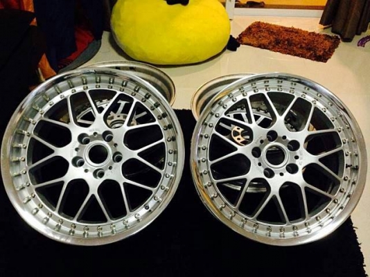 ล้อแท้ RAY CERUMO SPORT 18" หน้า 8+33 หลัง 9+39 เดิมๆ ไม่เคยซ่อม ฝาครบ ชุดละ 28,000 บาท