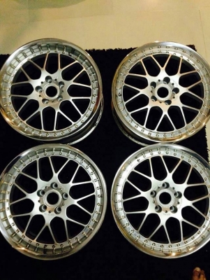 ล้อแท้ RAY CERUMO SPORT 18" หน้า 8+33 หลัง 9+39 เดิมๆ ไม่เคยซ่อม ฝาครบ ชุดละ 28,000 บาท