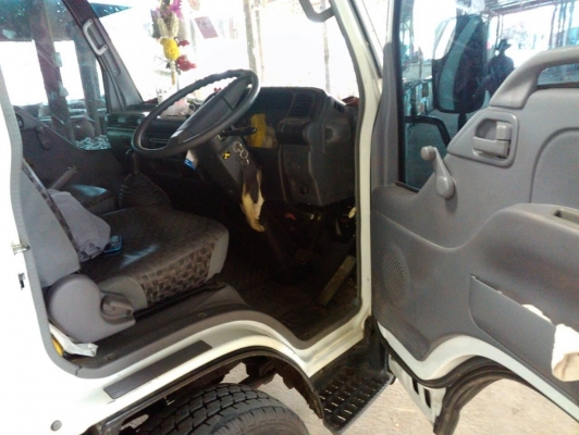 ขายรถห้างแท้ปี52ตามรูปครับเดิมๆทุกอย่างรถสวยครับ ขายรถห้างแท้ปี52ตามรูปครับเดิมๆทุกอย่างรถสวยครับ