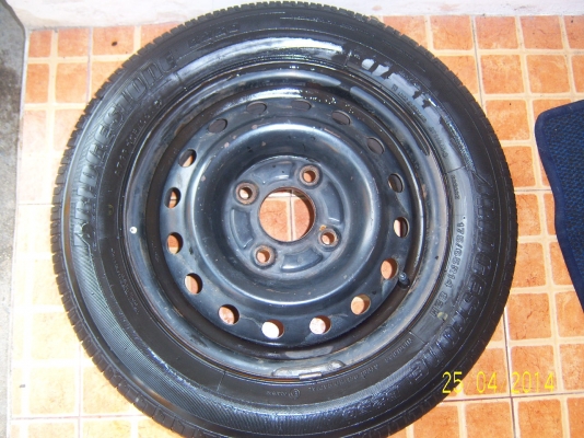 ยางอะไหล่175 65 14 ปี11