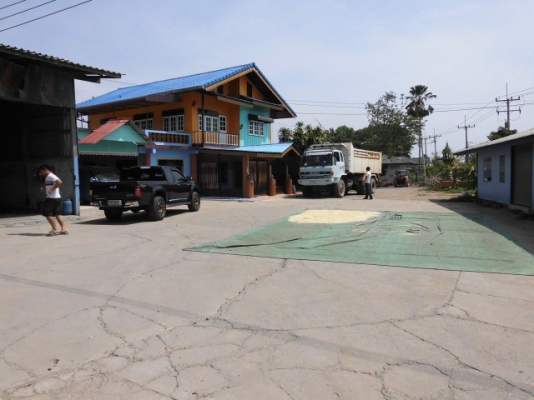 ขอบคุณลูกค้าที่โทรเข้ามาสอบถาม รถสิบล้อ ของอาท บ้านไร่ ครับ และก็ได้รถดั่งที่ใจสั่ง ครับ