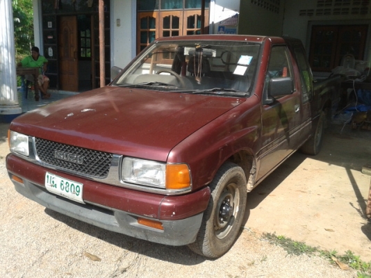 รถกระตอนครึ่ง อีซูสุ เดิมๆ  พร้อมใช้งาน เล่มพร้อมโอน...