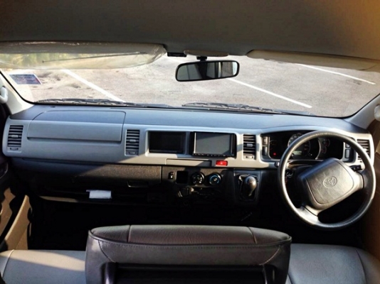 ขาย Toyota Commuter D4D 2.5 ปี 2010