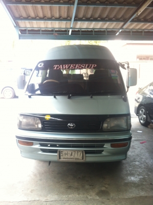 ขายด่วน รถตู้ toyota หัวจรวด หลังคาสูง ราคา 180000 บาท