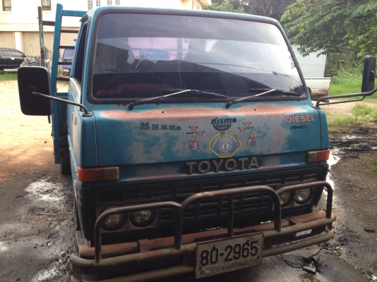 ขายรถ 6 ล้อกระบะคาร์โก้ TOYOTA 100 แรงม้า ราคา 145000