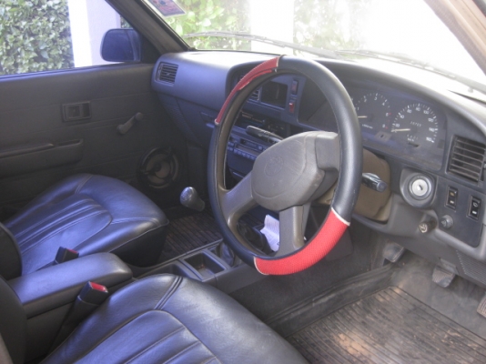 TOYOTA, HILUX MIGHTY-X 2.5 STATIONWAGON โฉม wagon Van