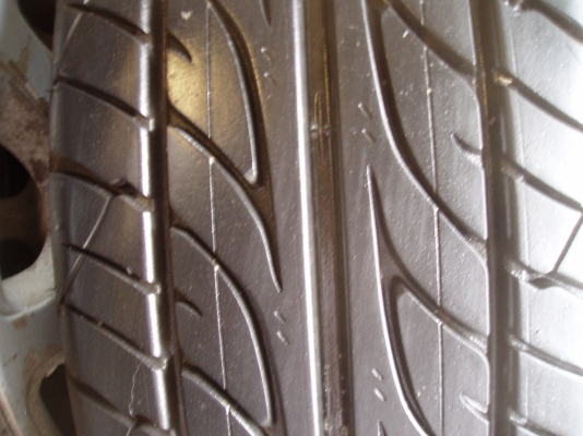 ขายกะทะเหล็กพร้อมยาง175 70 13 ราคา3000บาท