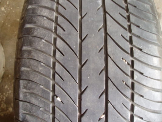 ขายกะทะเหล็กมี1วงพร้อมยาง195 60 15 ราคา600บาท