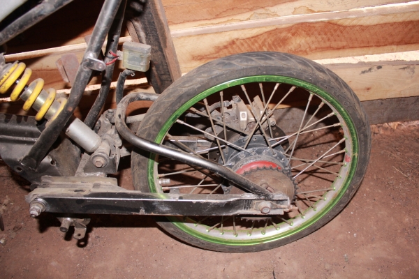 โครงสร้างแนว KRS โชคหน้าหลังนิ่มๆ หูเครื่องสี่จังหวะ