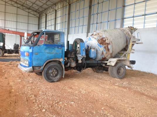 ขายรถโม้ 2.5 คิว มีพุแต่ไม่รั้ว มีทะเบียน ของนอกแท้