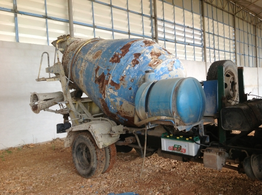 ขายรถโม้ 2.5 คิว มีพุแต่ไม่รั้ว มีทะเบียน ของนอกแท้