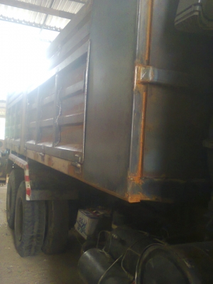 ขาย10ล้อ ฮีโน p11C 2เพลา เทอร์โบ อินเตอร์คูลเลอ เกียร์อีตั้น 325แรงม้า  คัสชี่สวย มีแอร์ จดทะเบียน 21ธันวาคม 2544