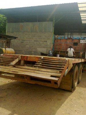 ขาย10ล้อ 2เพลา ช่วงล่างอีสุๆ200 ลูกหมาก100 เบรค ทิพฟี่ พ.เพาเวอร์ ยางดีสิบเส้นเครื่อง6bF คัสชี่ดีไม่มีผุ ทะเบียนไม่ขาด พื้นเรื่องลงเล่มเรียบร้อย