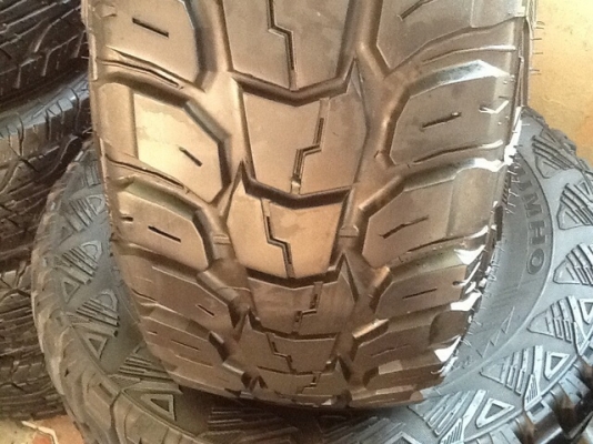 ขายยาง  MUD  พร้อม ล้อ  ........... สวยๆ เชิญครับ