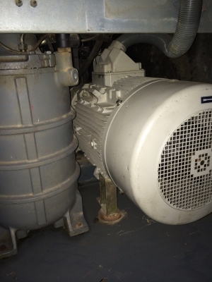 ปั้มลมแบบสกรู Atlas copco 50 แรงม้า made in belgium ปี2010 ปั้มลมแบบสกรู Atlas copco 50 แรงม้า made in belgium ปี2010