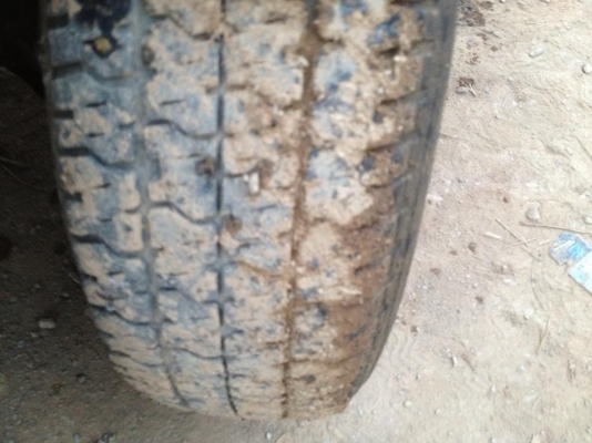 ขาย Toyota YN50 สีแดง มีทะเบียนพร้อมโอนค่ะ