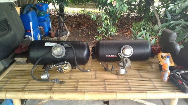 ขายถังแก๊ส LPG ขนาดถัง 58,48 ลิตร ครบชุดครับ