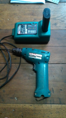 ขายสว่านมือไร้สาย makita 6010