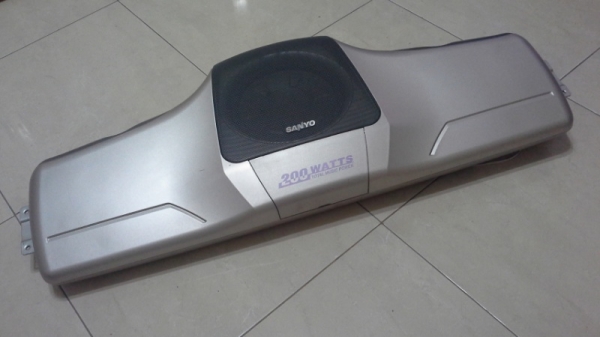 ลำโพงแผง Sanyo แยกเสียง เบส กลาง แหลม ดอกซับ 8 นิ้ว ลำโพงแผง Sanyo แยกเสียง เบส กลาง แหลม ดอกซับ 8 นิ้ว