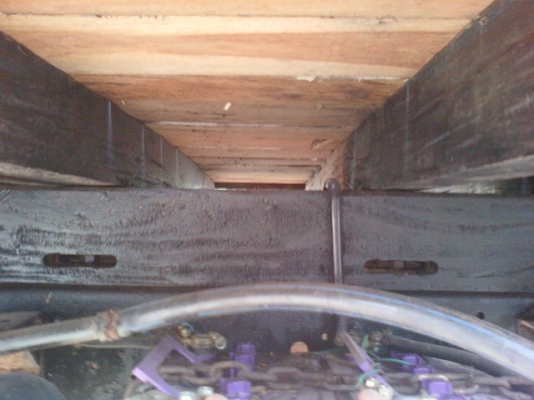 ขาย ISUZU KS  เครื่องยนต์ 4BD1  เกียร์ 115  ทะเบียน 57  พรบ.ไม่ขาด  รถสภาพดีมากๆ เครื่องยนต์แน่นๆ รถเก็บสีใหม่ทั้งคันกระบะทำใหม่ไม้ใหม่ทุกตัว  ยาง 825 เอกสารพร้อมโอน