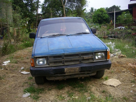 แยกขายชิ้นส่วนนิสสัน Big M