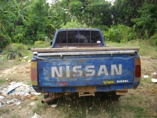 แยกขายชิ้นส่วนนิสสัน Big M