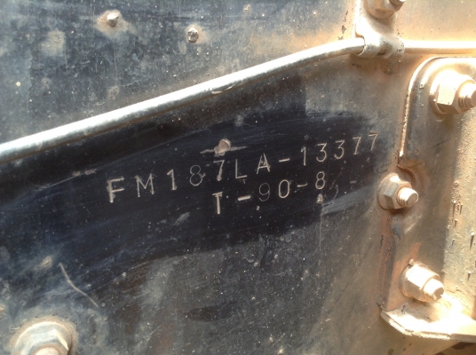 ขาย 10 ล้อ 2 เพลา FM187 รถห้างมือเดียว คัสซีสวยเดิมตลอดเส้น เครื่อง HO7C 180 HP สโลว์เดิม เบรคลมดัน พาวเวอร์ ภายในเก๋งสวย ทะเบียนพร้อมโอน