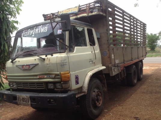 ขาย 10 ล้อ 2 เพลา FM187 รถห้างมือเดียว คัสซีสวยเดิมตลอดเส้น เครื่อง HO7C 180 HP สโลว์เดิม เบรคลมดัน พาวเวอร์ ภายในเก๋งสวย ทะเบียนพร้อมโอน