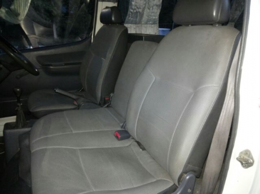 รถตู้ ดีเดิมๆ มือเดียว สุดคุ้ม TOYOTA HIACE