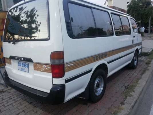 รถตู้ ดีเดิมๆ มือเดียว สุดคุ้ม TOYOTA HIACE