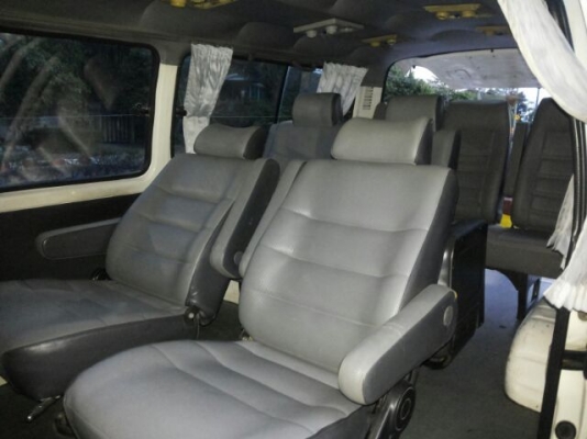 รถตู้ ดีเดิมๆ มือเดียว สุดคุ้ม TOYOTA HIACE