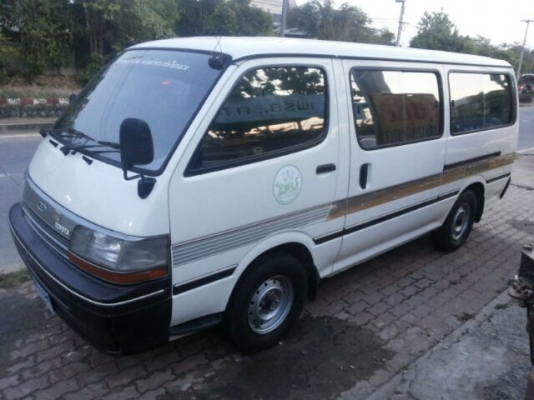 รถตู้ ดีเดิมๆ มือเดียว สุดคุ้ม TOYOTA HIACE