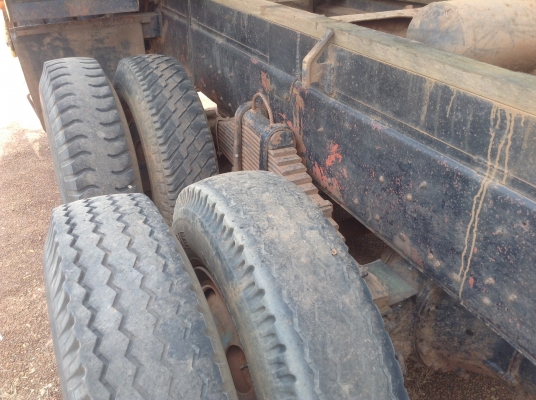 ขาย 10 ล้อ 2 เพลาดั้ม ISUZU ROCKY FXZ23NFY 240 แรงม้าหัวขาว  เครื่อง 6SD1 240 HP คัสซีสวยตลอดเส้น เกียร์ Easton ช่วงล่างแน่น เบรคลมดัน ยางเต็ม ทะเบียนเต็มพร้อมโอน