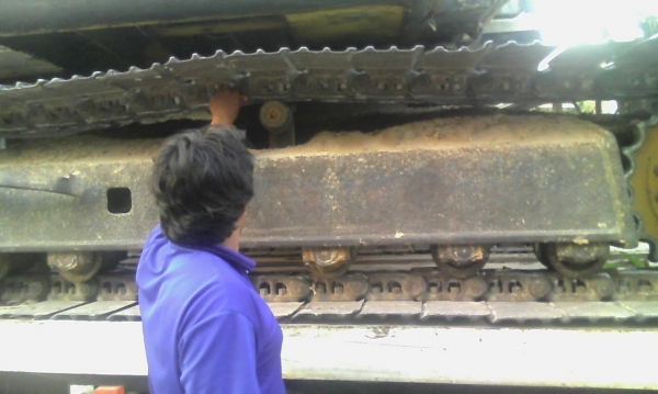 **630,000 บ.ต่อรอง**ขายแบคโฮ KOBELCO MARK3 SK100 เครื่องเดิมปั้มเดิม เครื่องดี แรงดี ช่วงล่าง70\% เอวดี แน่นดี ทำงานปติ ไม่โหลด โซ่ ใบแทรก บาง โรลเลอร์ดี ไฟฟ้าตัดบางจุด สีสันพอใช้ บอดี้ดี รถใช้งานอยู่ ขายตามสภาพ เอกสารสัญญาซื้อขาย ราคาต่อรองได้เด้อ พี่น้อง **630,000 บ.ต่อรอง**ขายแบคโฮ KOBELCO MARK3 SK100 เครื่องเดิมปั้มเดิม เครื่องดี แรงดี ช่วงล่าง70\% เอวดี แน่นดี ทำงานปติ ไม่โหลด โซ่ ใบแทรก บาง โรลเลอร์ดี ไฟฟ้าตัดบางจุด สีสันพอใช้ บอดี้ดี รถใช้งานอยู่ ขายตามสภาพ เอกสารสัญญาซื้อขาย ราคาต่อรองได้เด้อ พี่น้อง