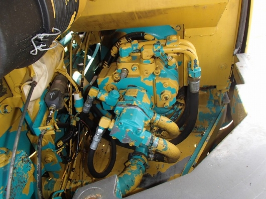 ขายด่วน Kobelco SK60-3  มาร์คไฟซุปเปอร์ มีใบดัน มีลายหัวเจาะนำเข้าจากญี่ปุ่น สวย ไฟฟ้าน้อย เครื่องปั้มดี