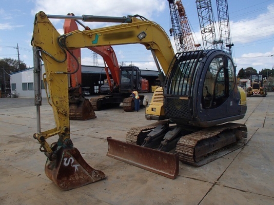 ขายด่วน Kobelco SK60-3  มาร์คไฟซุปเปอร์ มีใบดัน มีลายหัวเจาะนำเข้าจากญี่ปุ่น สวย ไฟฟ้าน้อย เครื่องปั้มดี